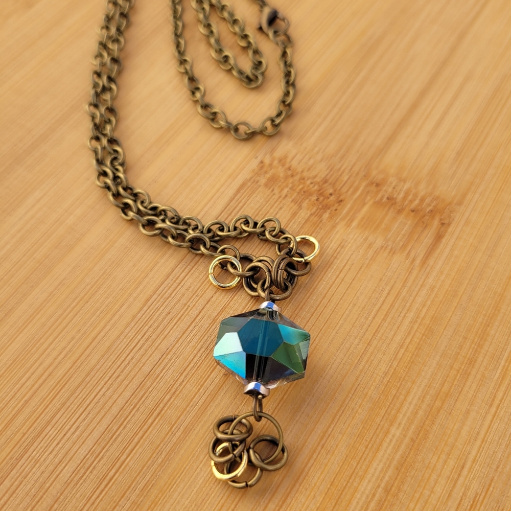 RAINBOW CRYSTAL NECKLACE